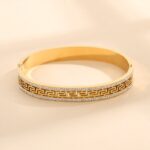 Stylish Meander Stone Bracelet