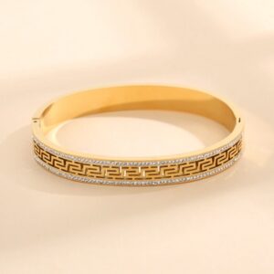 Stylish Meander Stone Bracelet